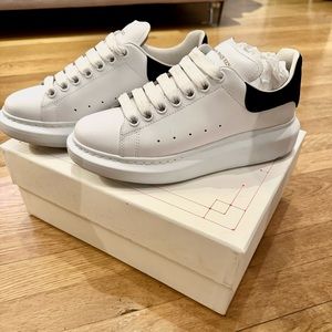 Alexander McQueen Oversized Platform Sneaker in White & Black